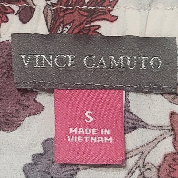 Vince Camuto Floral Sleeveless Blouse - Picture 3 of 3